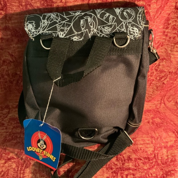 Vintage WB Looney Tunes small nylon backpack 🐰🐰 - Picture 3 of 6